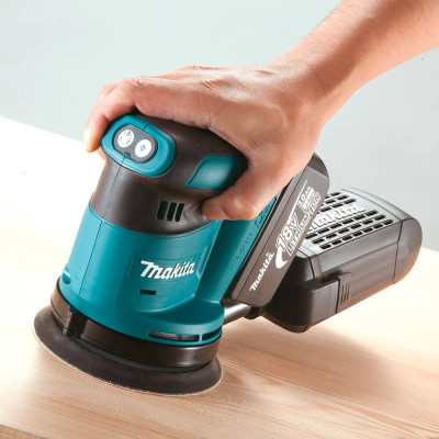 Акумуляторна ексцентрикова шліфмашина Makita DBO180RF, 1 акб BL1850B, з/п DC18SD