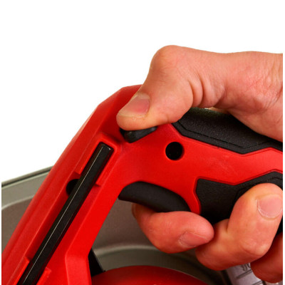Ручна дискова пила Milwaukee CS 85 SB