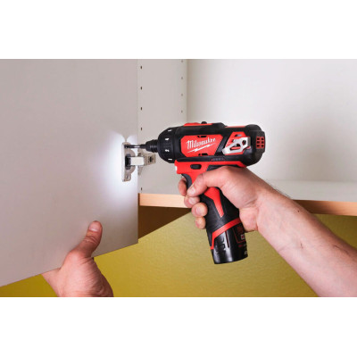 Аккумуляторный шуруповерт Milwaukee M12 BD-0, без акб и з/у