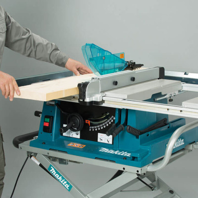 Настольная дисковая пила Makita 2704N