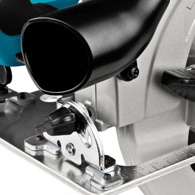 Ручная дисковая пила Makita HS7611 в картонной коробке Ручная дисковая пила Makita HS7611 в картонной коробке
