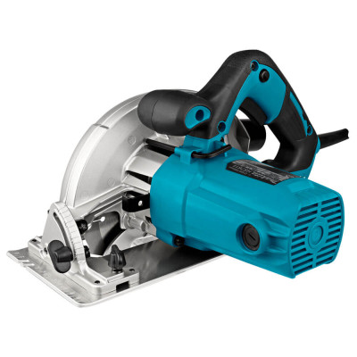 Ручная дисковая пила Makita HS7611 в картонной коробке Ручная дисковая пила Makita HS7611 в картонной коробке